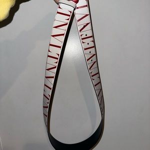Valentino Garavani belt, NEED GONE